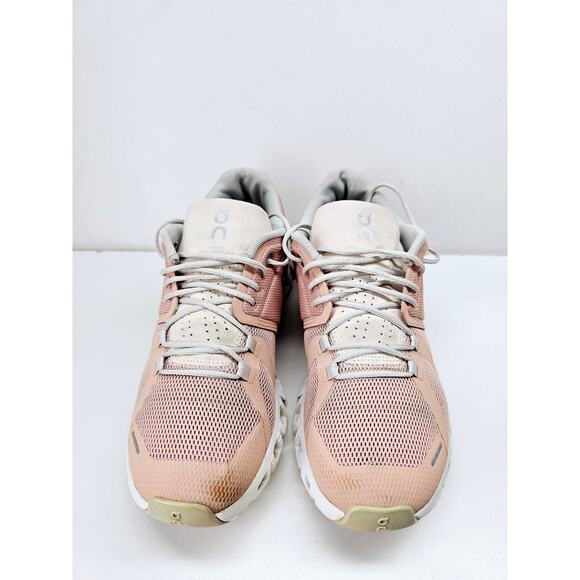 Oncloud Women 8.5 pink running shoes - Picture 2 of 10